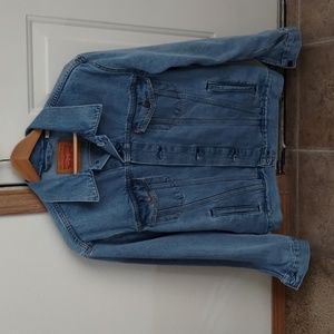 Men's Levi's denim trucker jacket